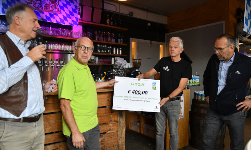 Cheque dankzij bier voor beheer maximapark